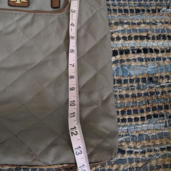 Tommy Hilfiger Quilted Nylon Tote Bag Olive With Faux Leather Trim Shoulder Bag - Picture 4 of 11